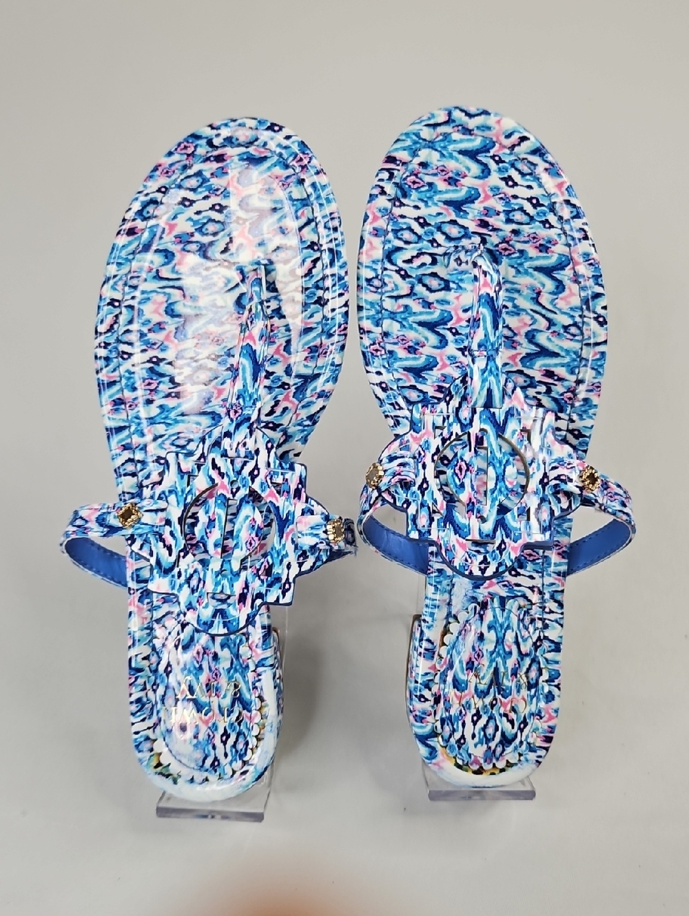 Crown & Ivy Wylie thong sandals blue & pink paisley print Size 7.5